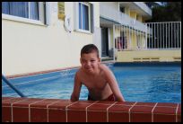 Bryan in het zwembad